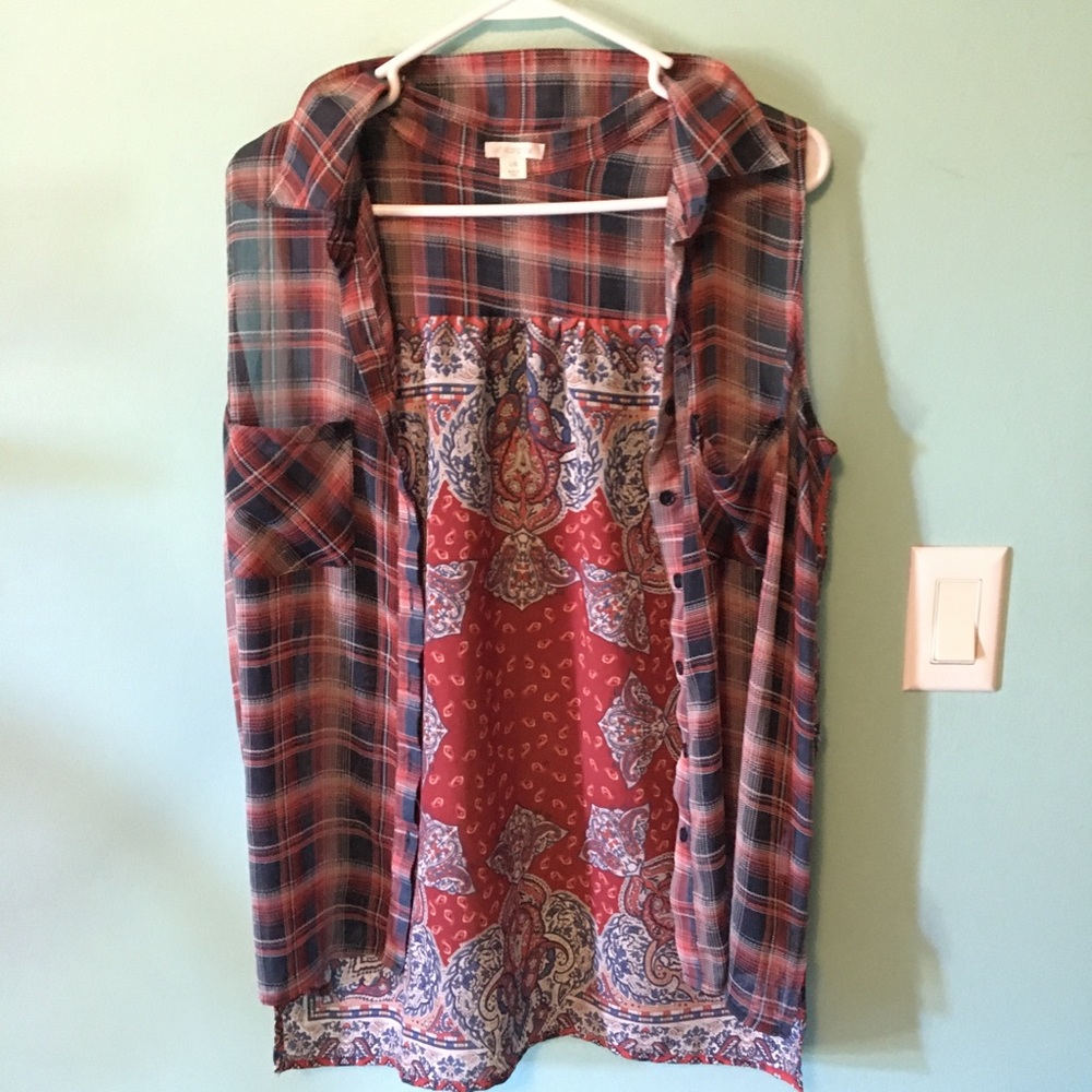 checkered, floral print. button up tank top.